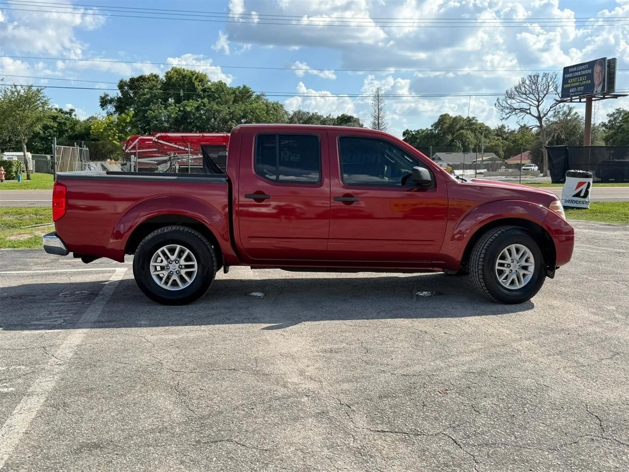 Nissan Frontier S Crew Cab 5AT 2WD 2015