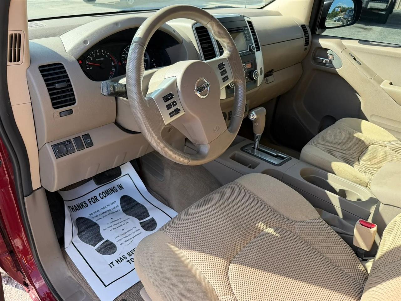 Nissan Frontier S Crew Cab 5AT 2WD 2015