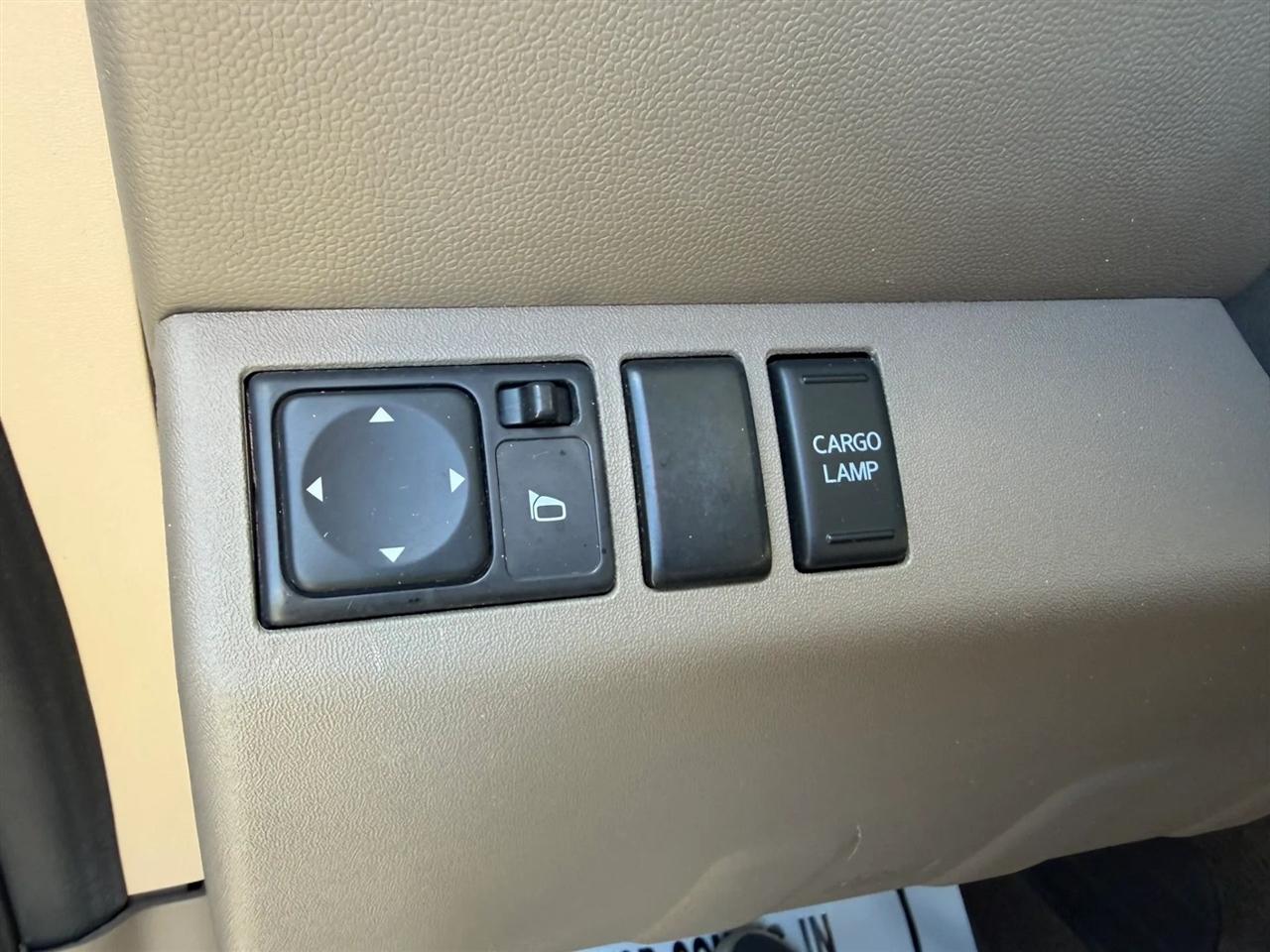 Nissan Frontier S Crew Cab 5AT 2WD 2015