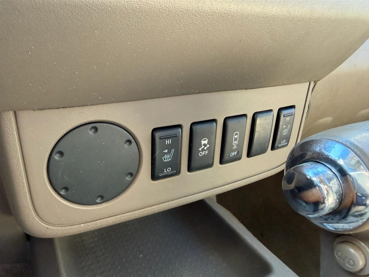Nissan Frontier S Crew Cab 5AT 2WD 2015