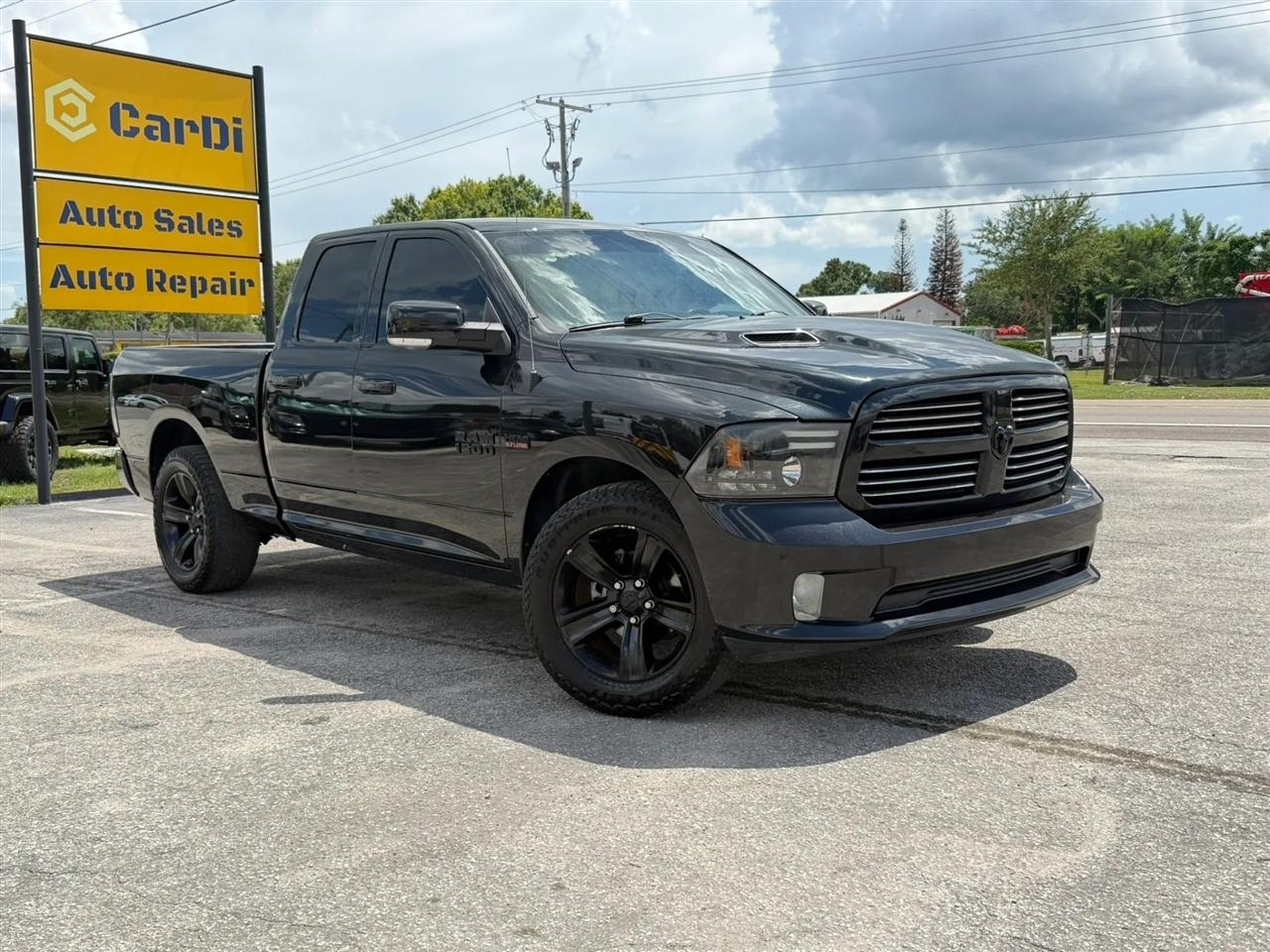 RAM 1500 Sport Quad Cab 2WD 2016