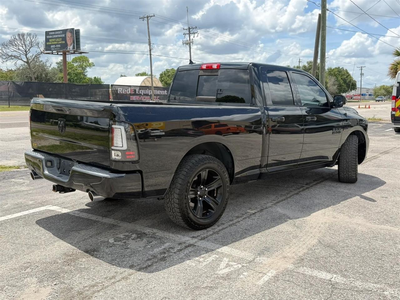 RAM 1500 Sport Quad Cab 2WD 2016
