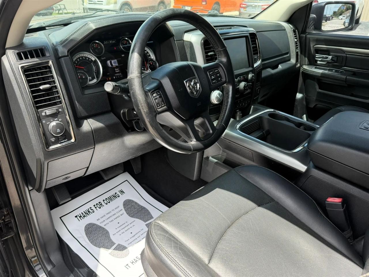 RAM 1500 Sport Quad Cab 2WD 2016