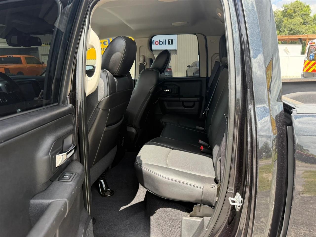 RAM 1500 Sport Quad Cab 2WD 2016
