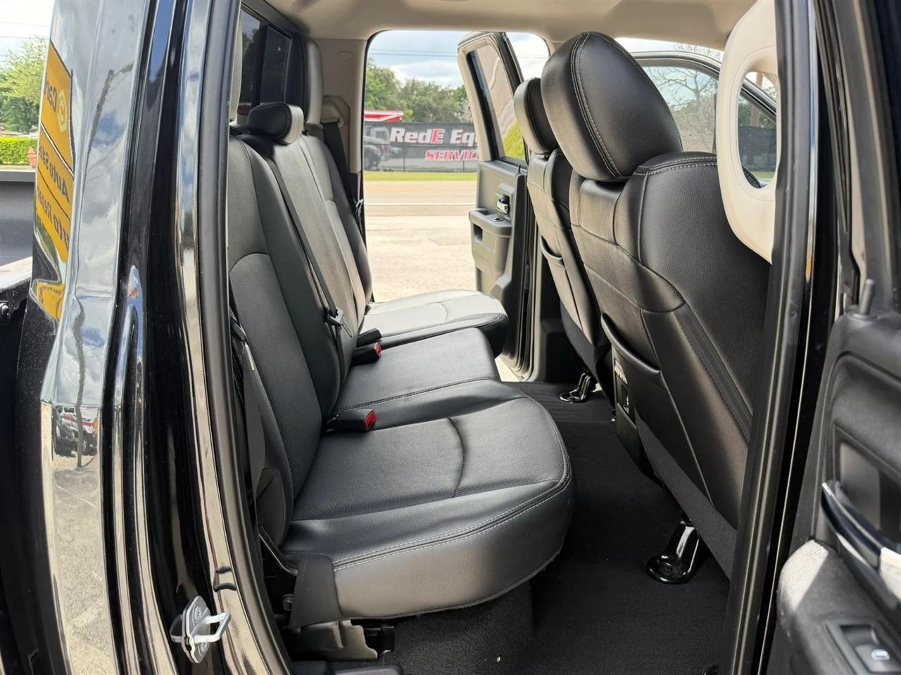 RAM 1500 Sport Quad Cab 2WD 2016