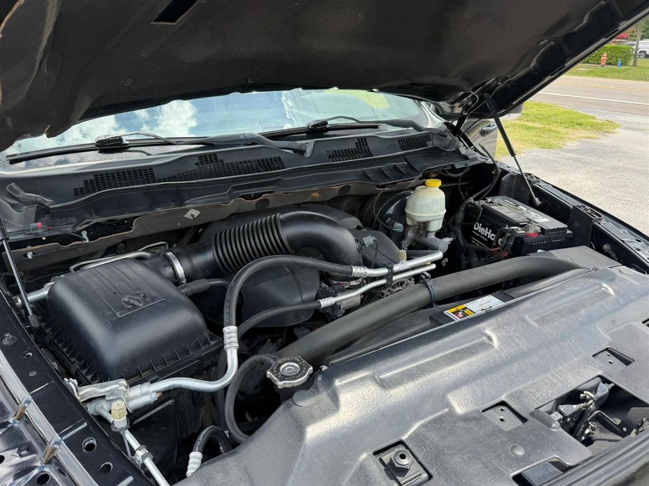RAM 1500 Sport Quad Cab 2WD 2016