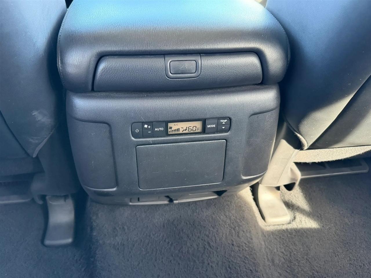 Nissan Armada SV 2WD 2021