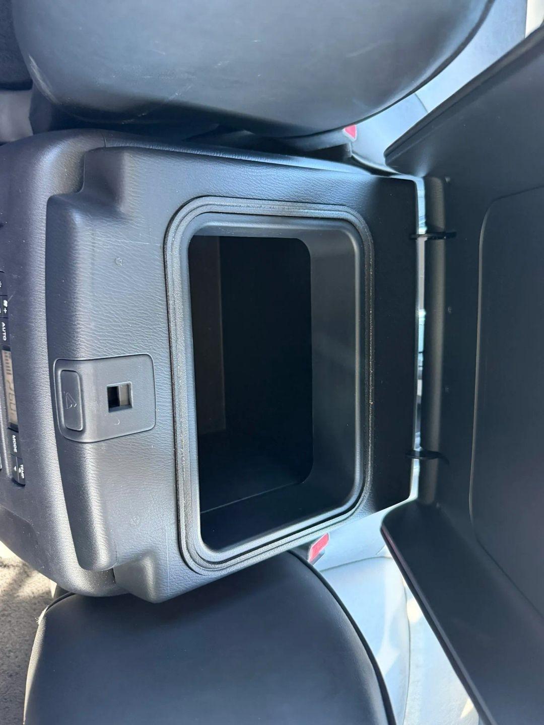 Nissan Armada SV 2WD 2021