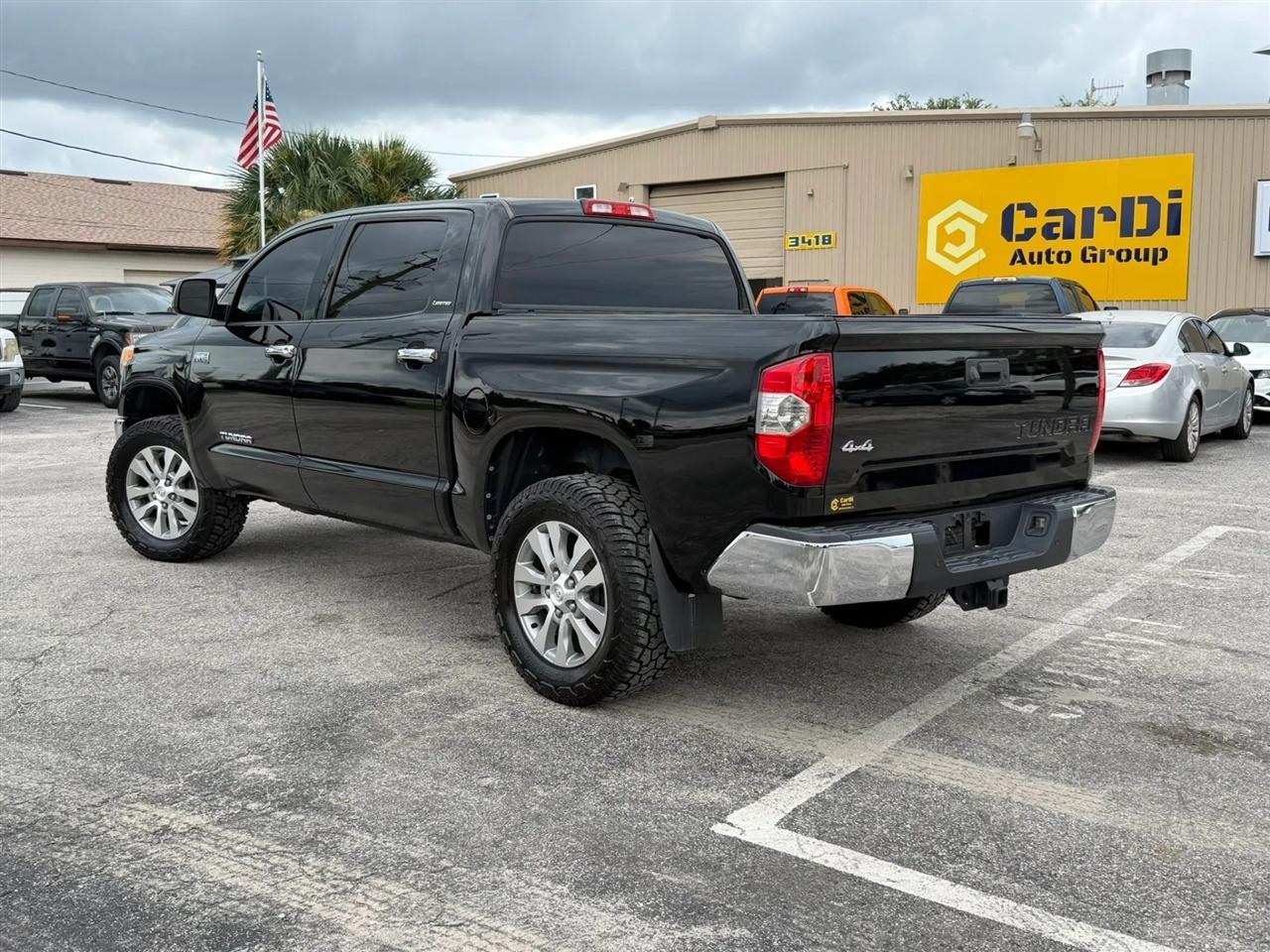 Toyota Tundra Limited 5.7L FFV CrewMax 4WD 2014