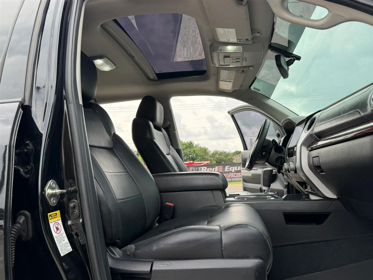 Toyota Tundra Limited 5.7L FFV CrewMax 4WD 2014