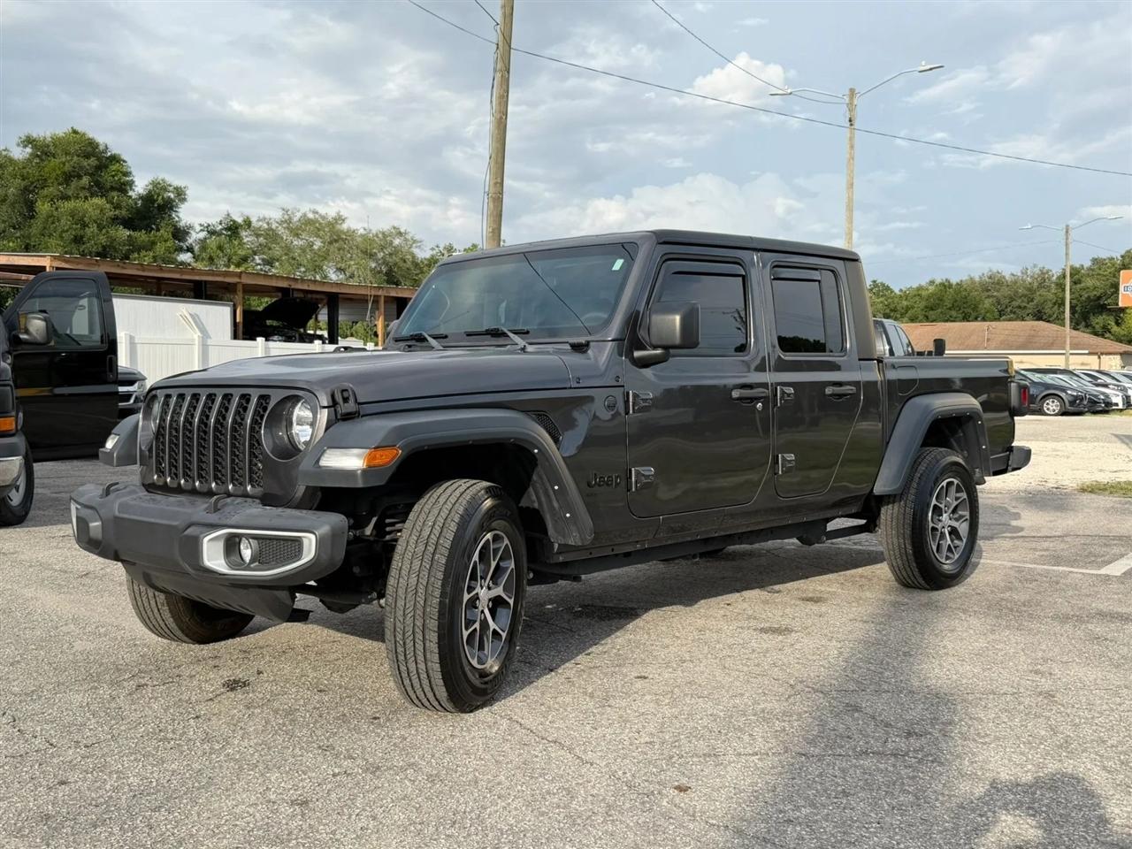 Jeep Gladiator Sport 2023