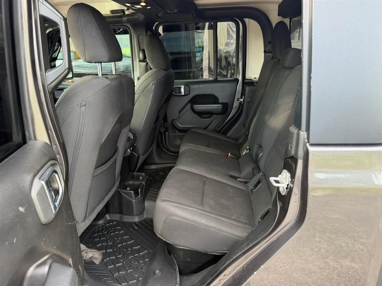 Jeep Gladiator Sport 2023