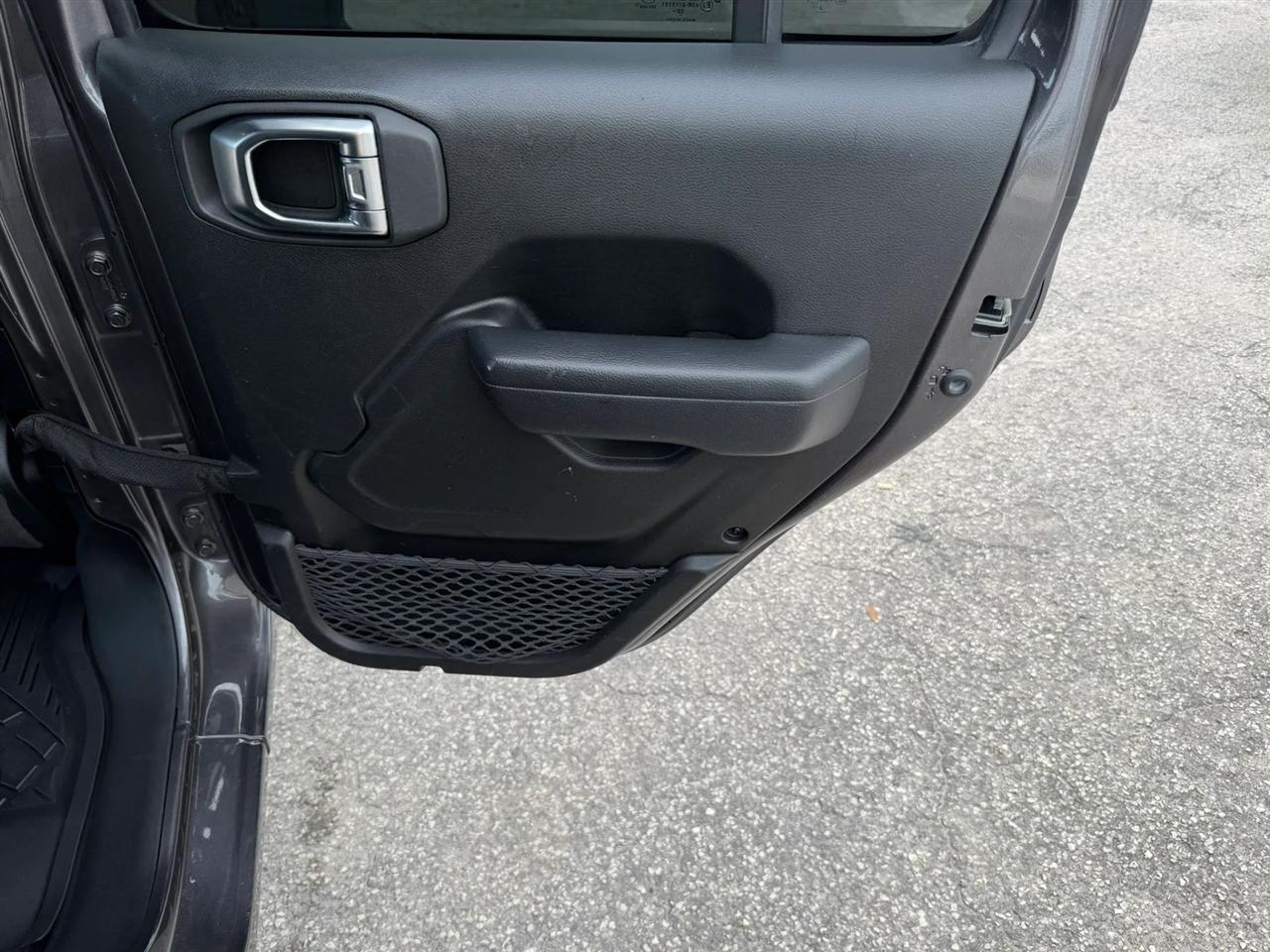 Jeep Gladiator Sport 2023
