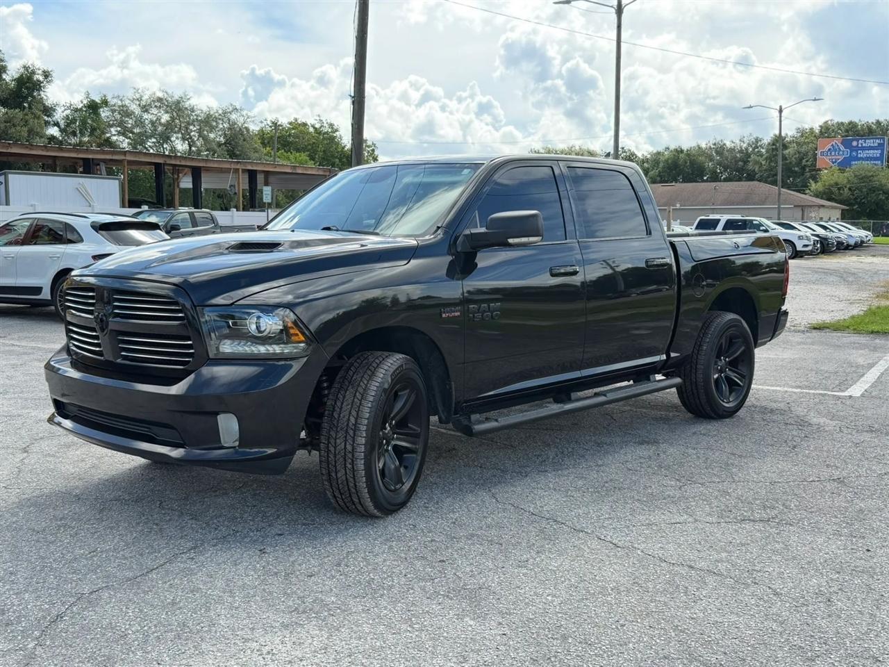RAM 1500 Sport Crew Cab SWB 4WD 2017