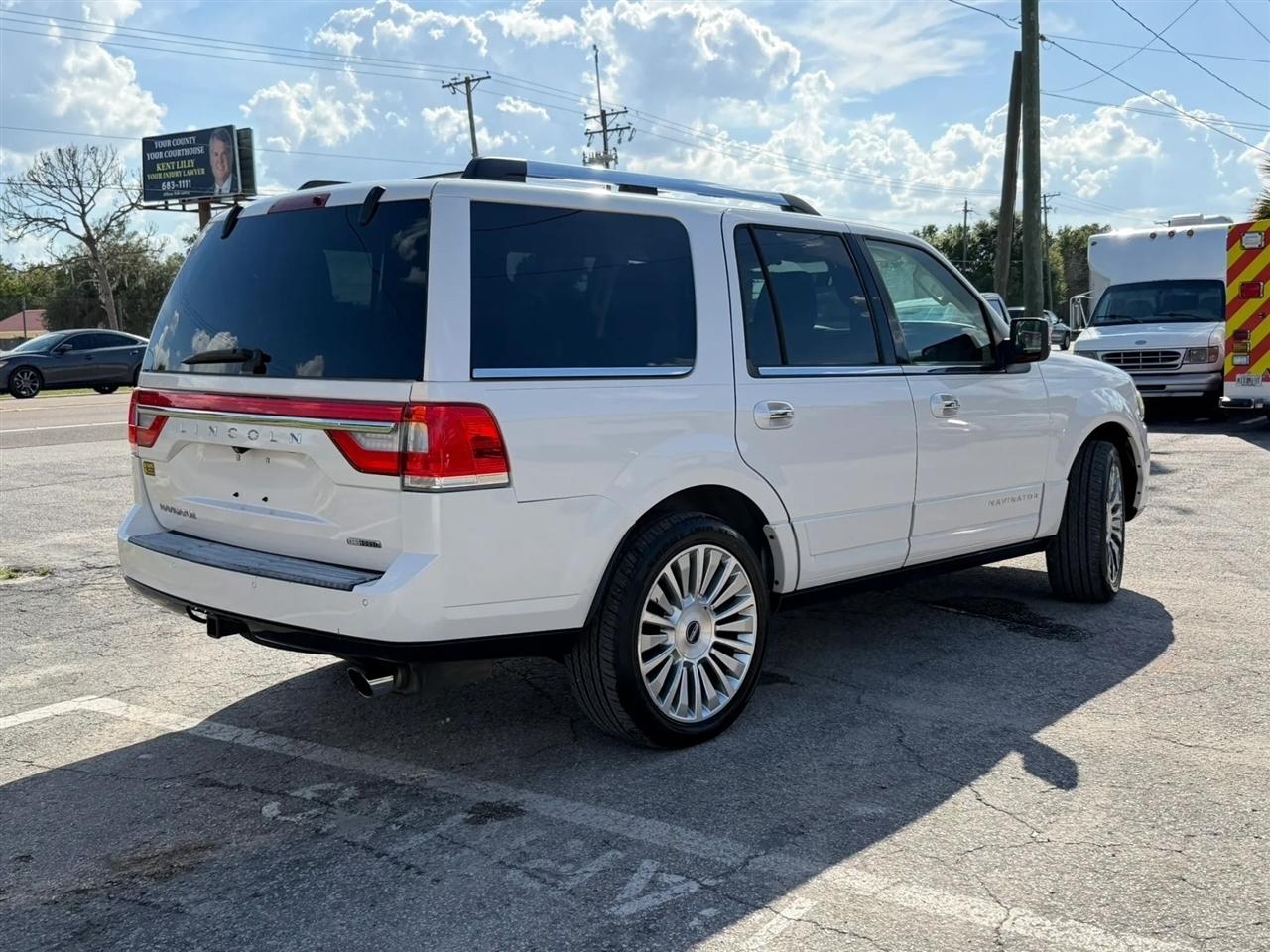 Lincoln Navigator 2WD 2015