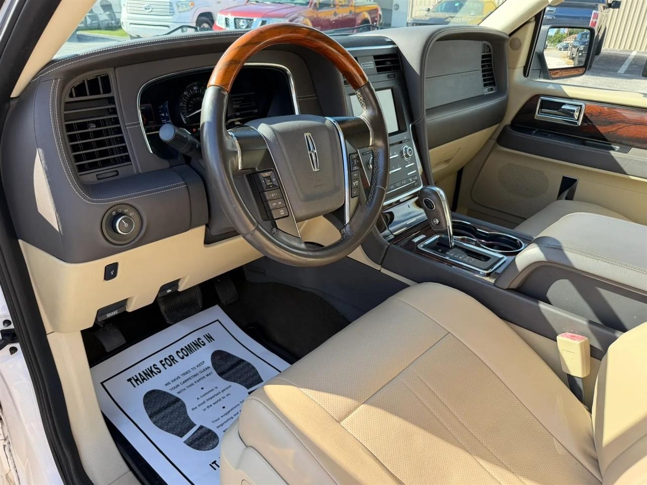 Lincoln Navigator 2WD 2015