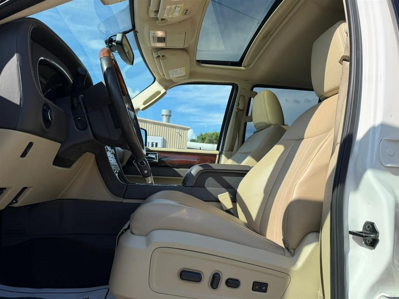 Lincoln Navigator 2WD 2015