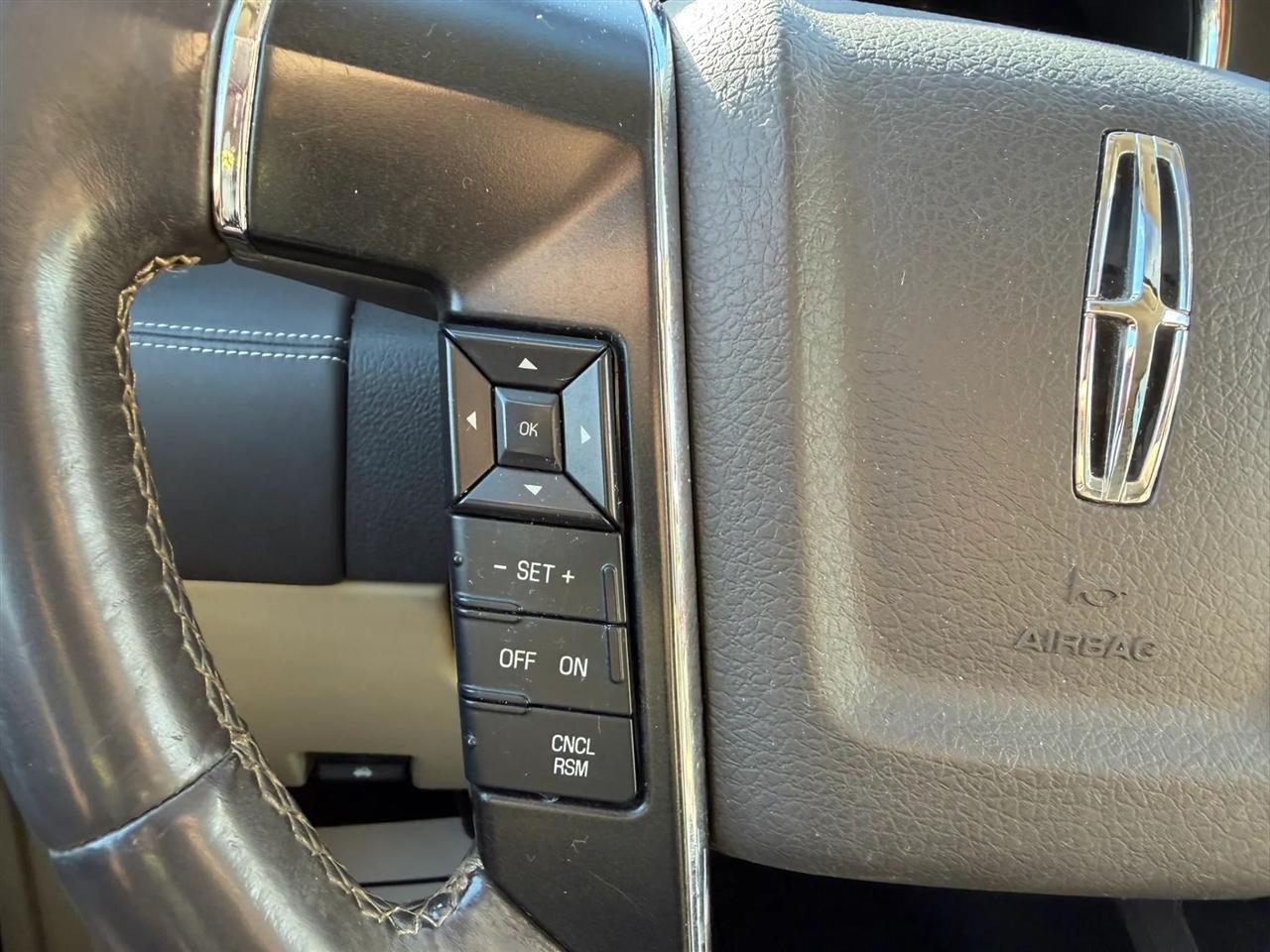 Lincoln Navigator 2WD 2015