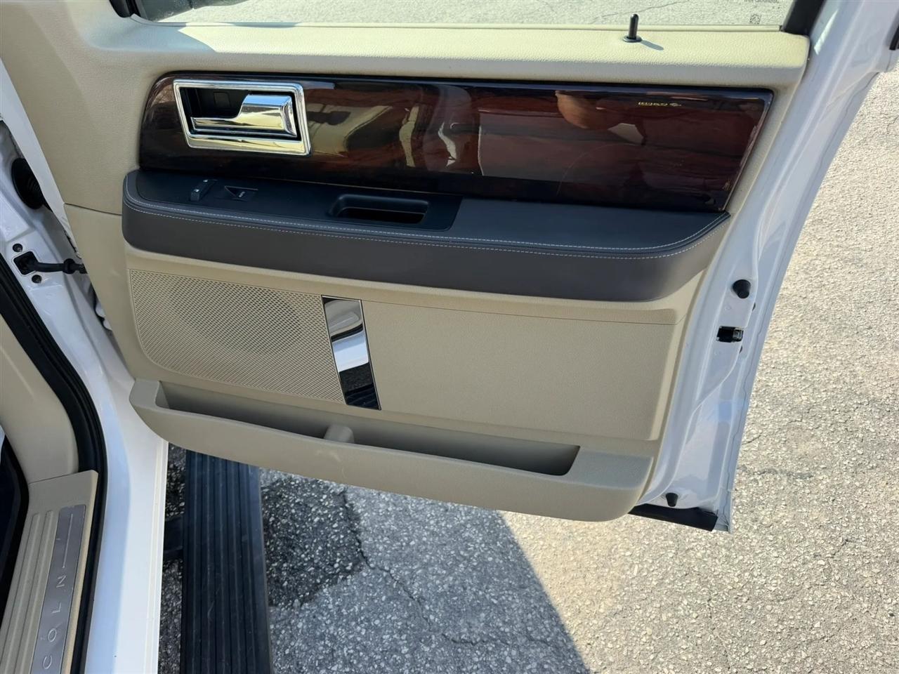 Lincoln Navigator 2WD 2015