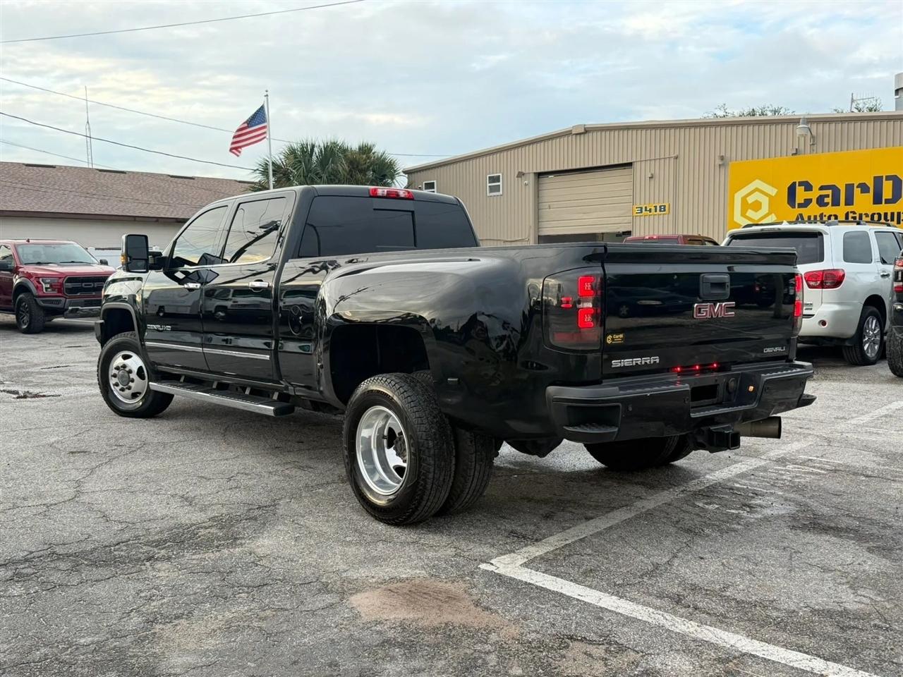 GMC Sierra 3500HD Denali Crew Cab 4WD 2018