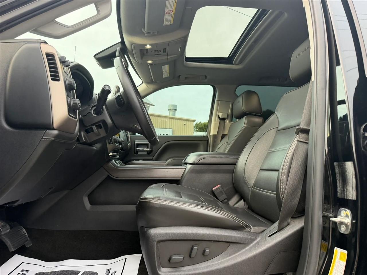 GMC Sierra 3500HD Denali Crew Cab 4WD 2018