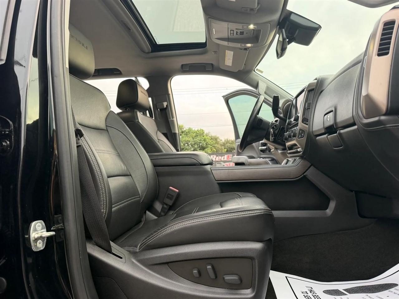 GMC Sierra 3500HD Denali Crew Cab 4WD 2018