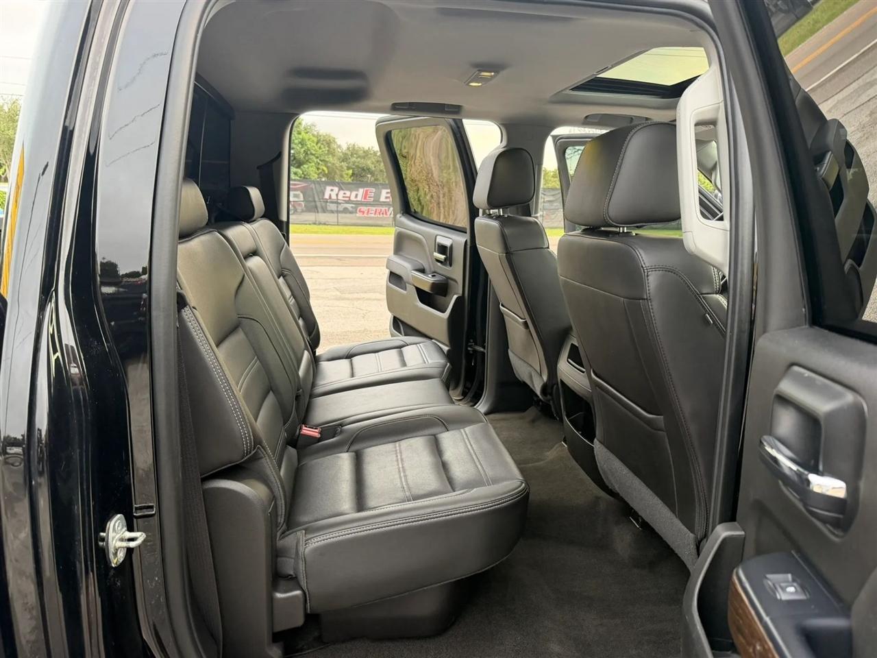 GMC Sierra 3500HD Denali Crew Cab 4WD 2018