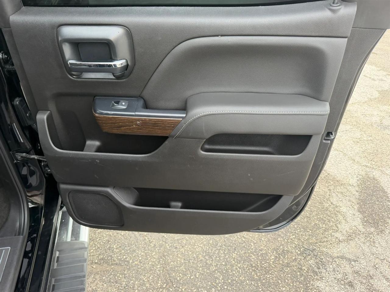 GMC Sierra 3500HD Denali Crew Cab 4WD 2018