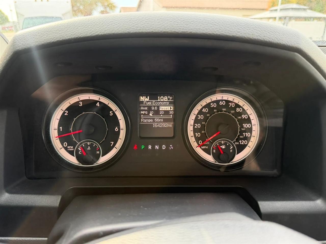 RAM 1500 Tradesman Crew Cab SWB 4WD 2016