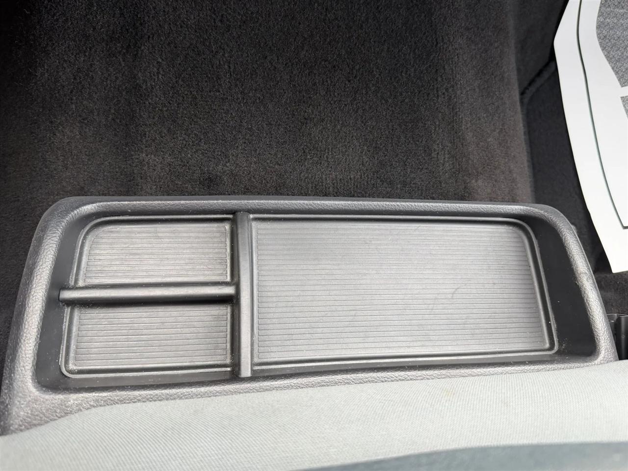 RAM 1500 Tradesman Crew Cab SWB 4WD 2016