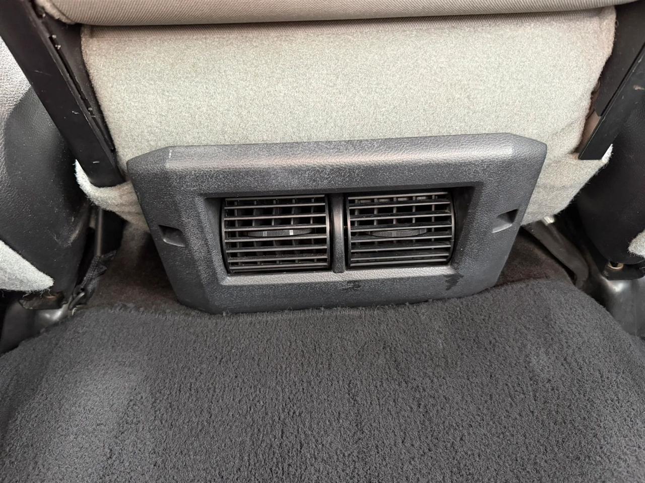 RAM 1500 Tradesman Crew Cab SWB 4WD 2016