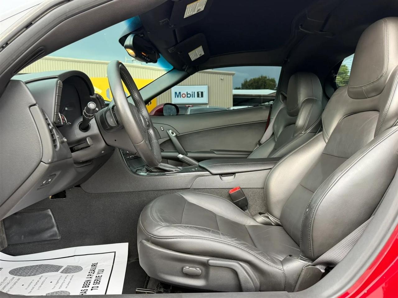 Chevrolet Corvette Standard Coupe 1LT 2012