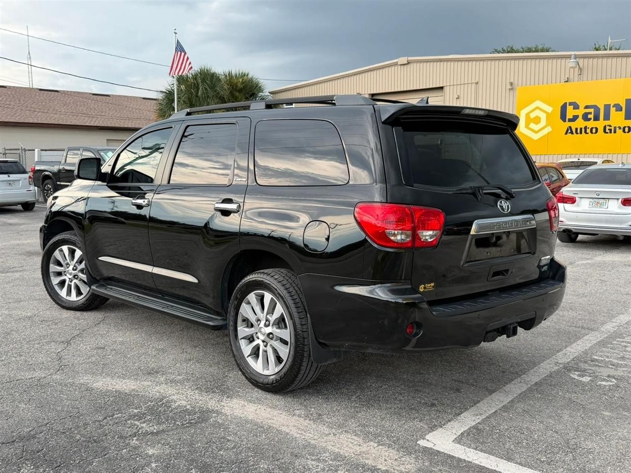 Toyota Sequoia Limited 4WD FFV 2016