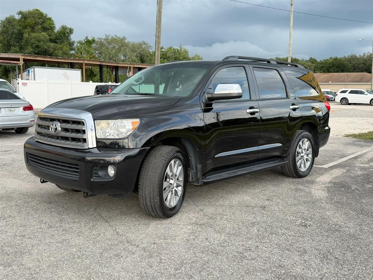 Toyota Sequoia Limited 4WD FFV 2016