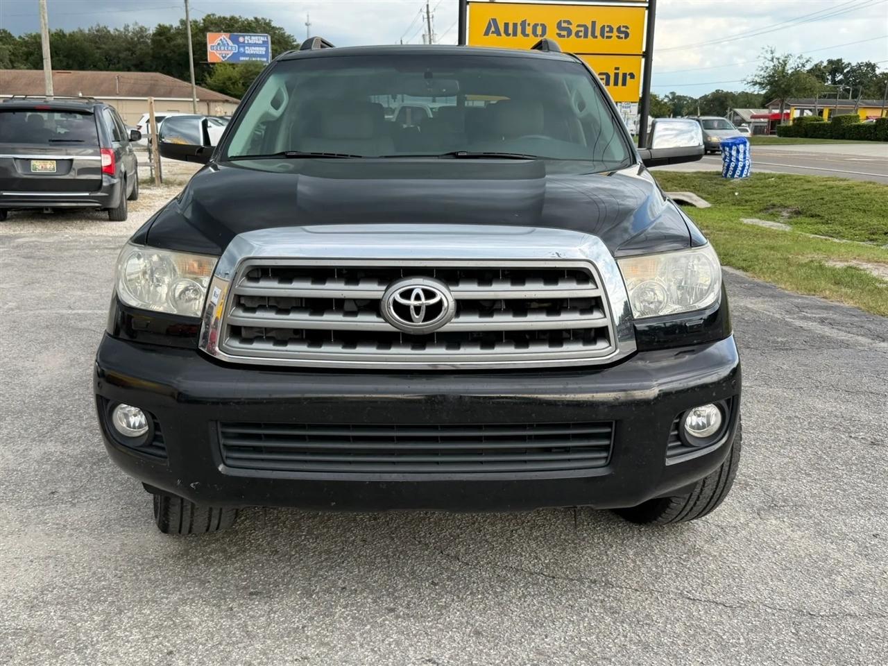 Toyota Sequoia Limited 4WD FFV 2016