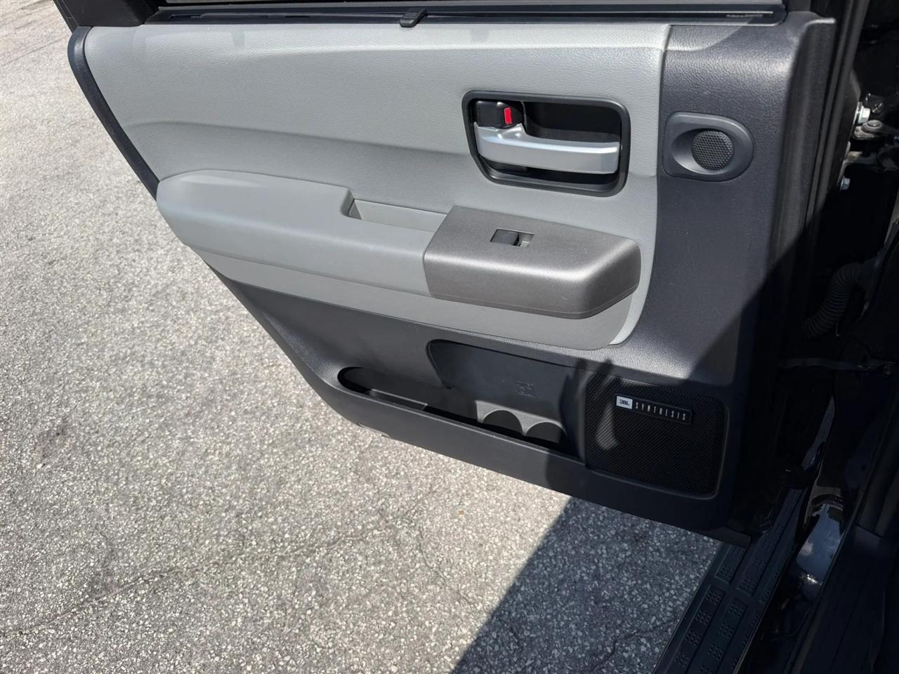 Toyota Sequoia Limited 4WD FFV 2016