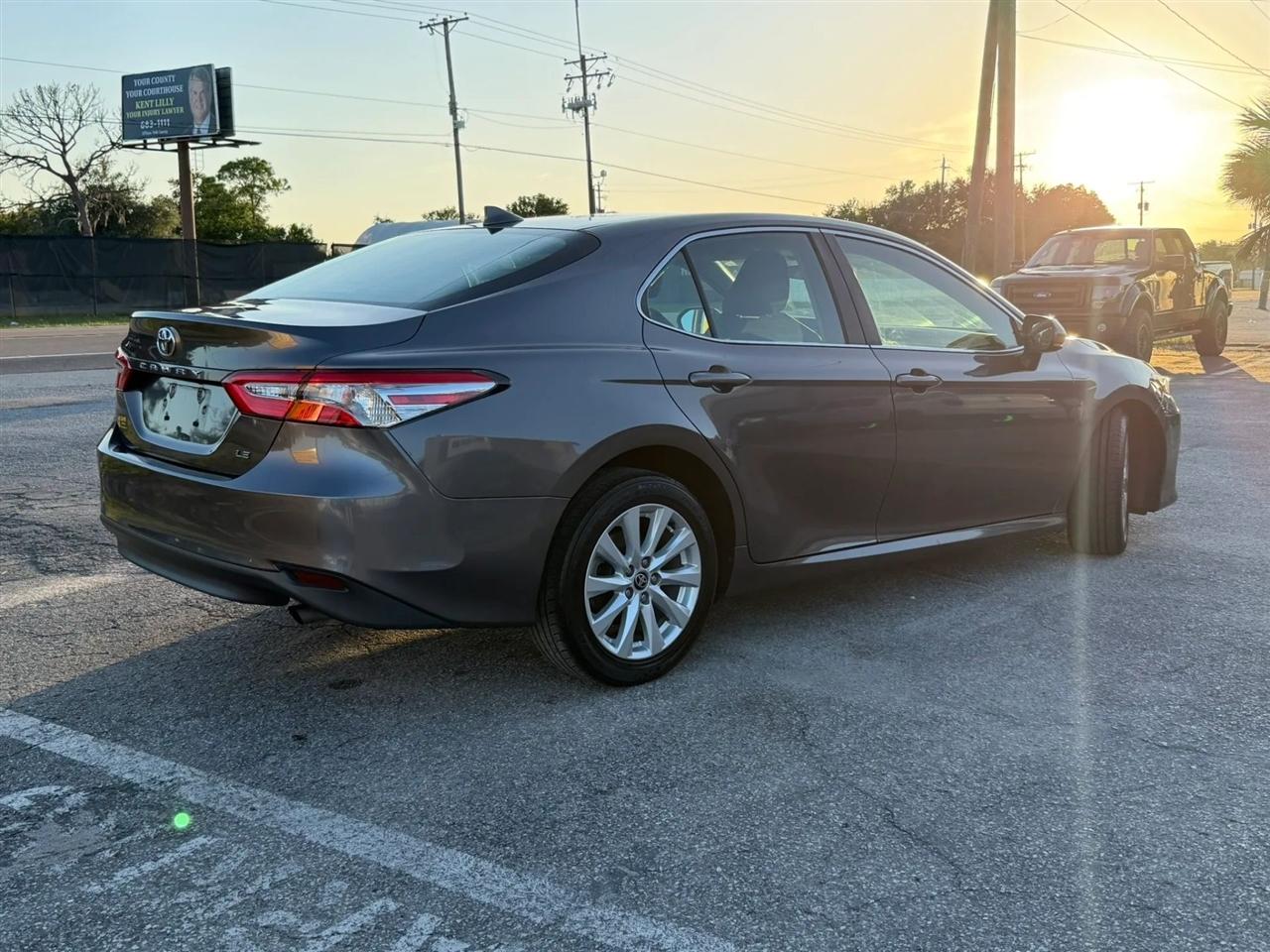 Toyota Camry LE 2020