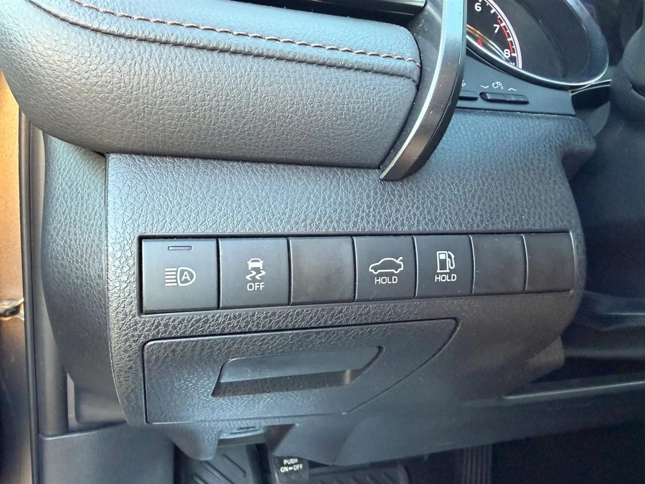 Toyota Camry LE 2020