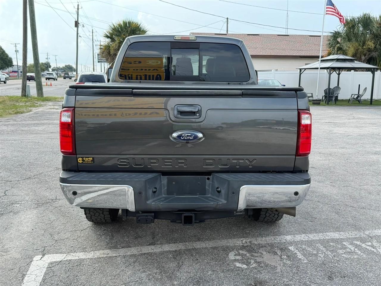 Ford F-250 SD Lariat Crew Cab 4WD 2016