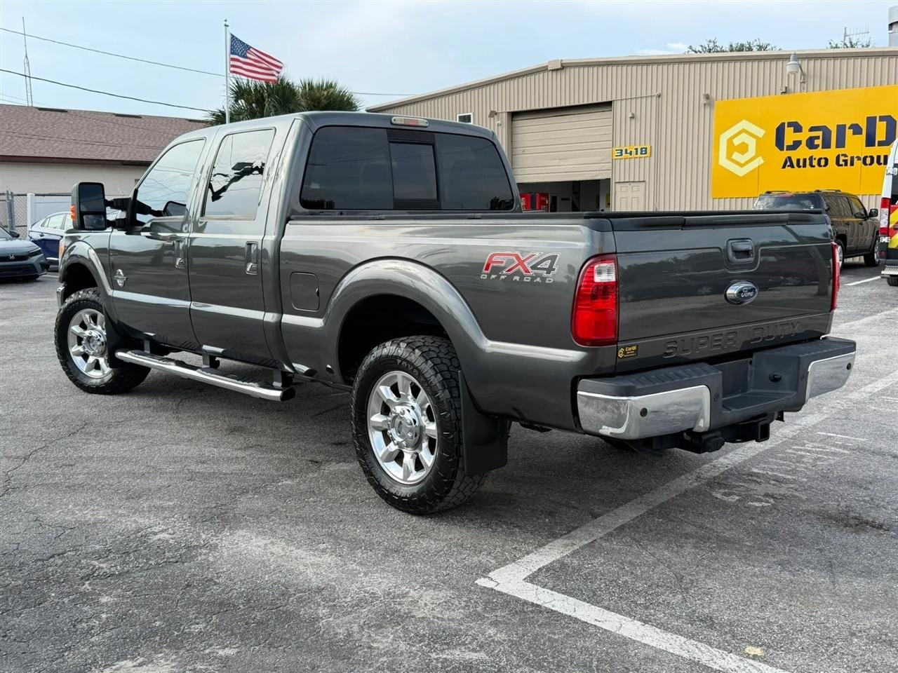 Ford F-250 SD Lariat Crew Cab 4WD 2016
