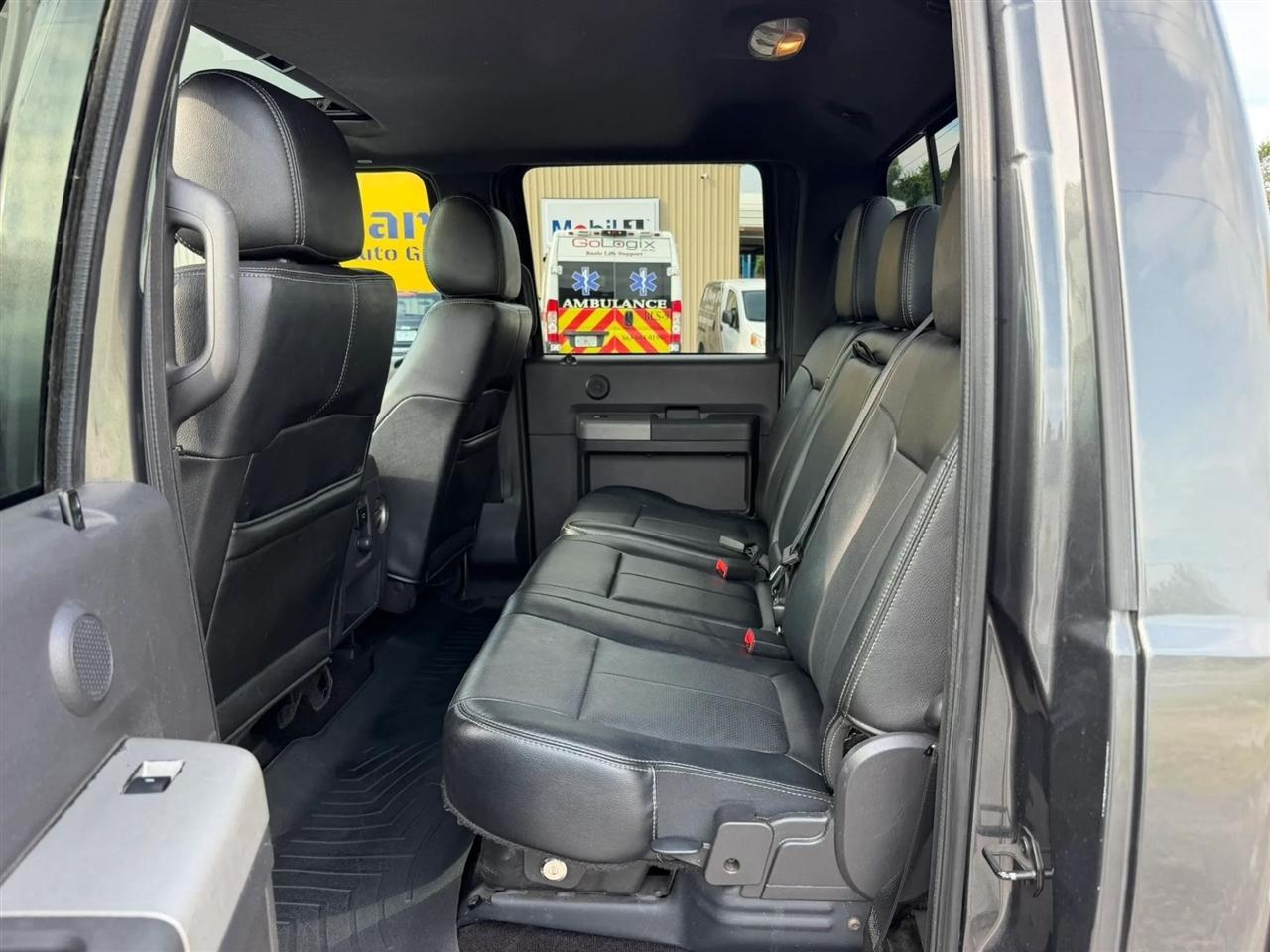 Ford F-250 SD Lariat Crew Cab 4WD 2016