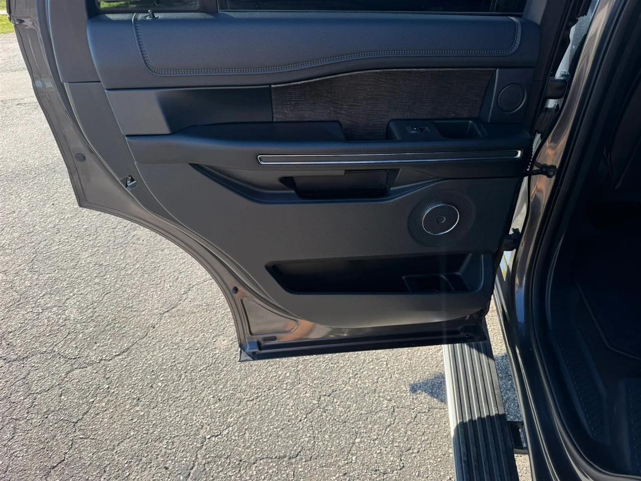 Ford Expedition Limited 2020