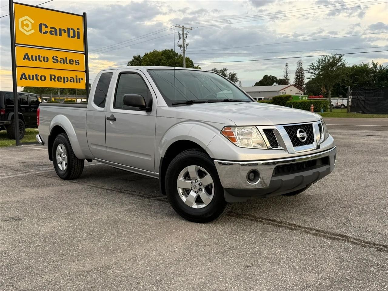 Nissan Frontier SV I4 King Cab 2WD 2011