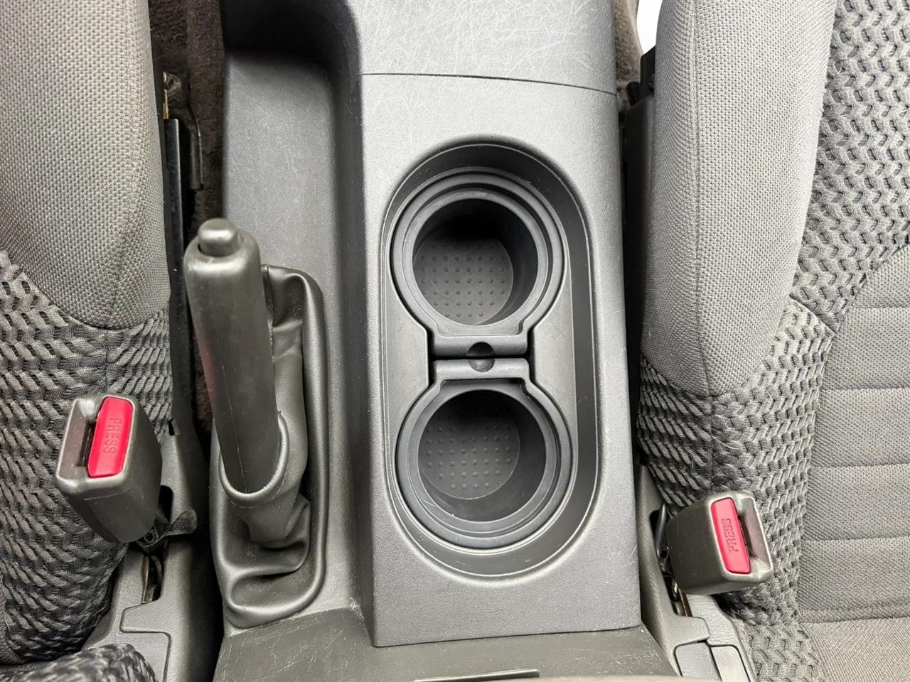 Nissan Frontier SV I4 King Cab 2WD 2011