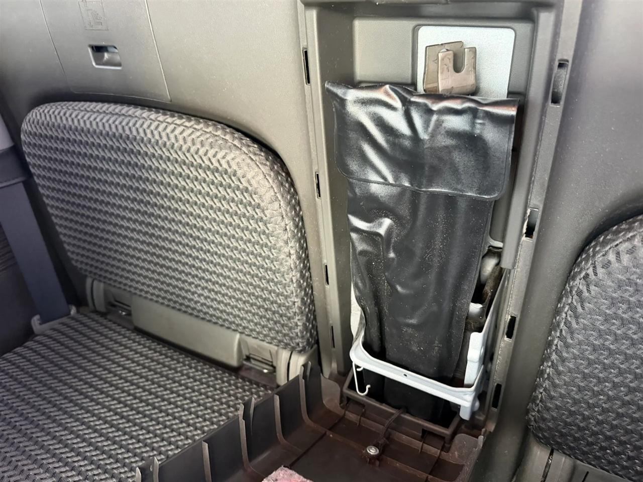 Nissan Frontier SV I4 King Cab 2WD 2011
