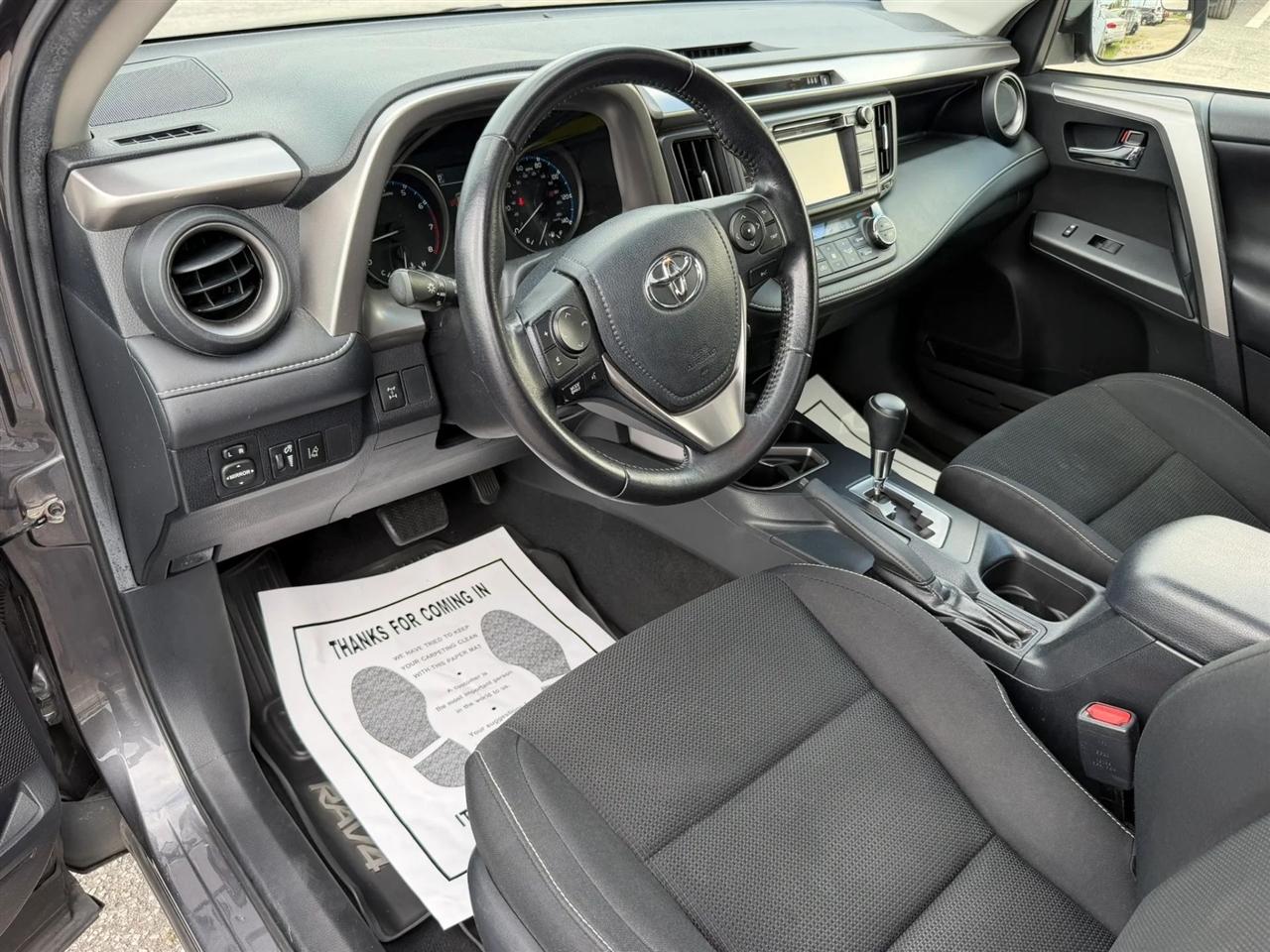 Toyota RAV4 XLE AWD 2017