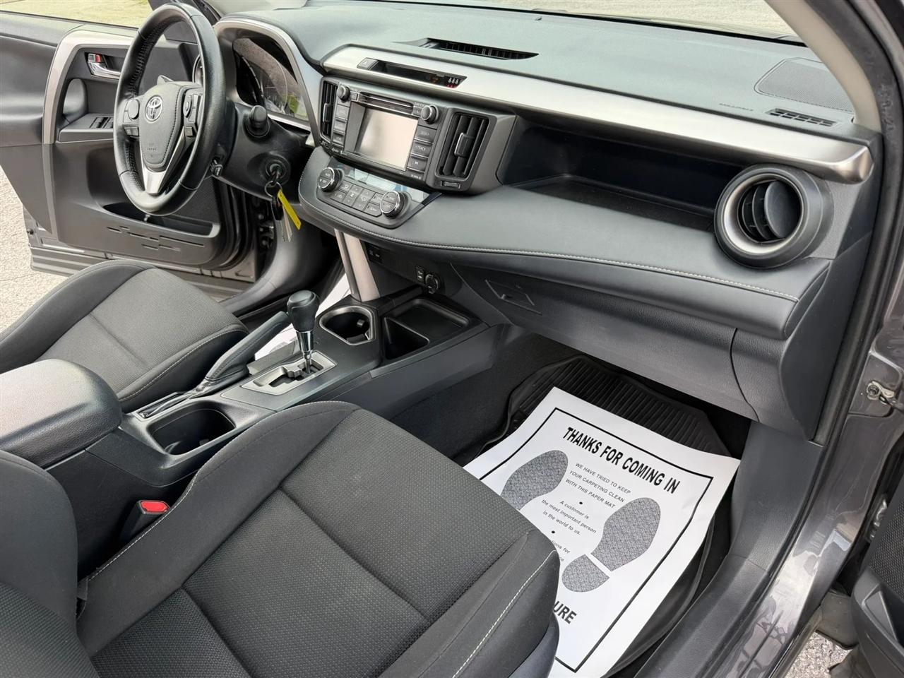 Toyota RAV4 XLE AWD 2017