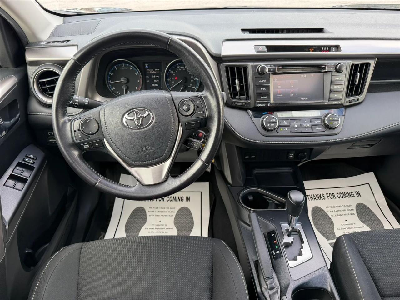 Toyota RAV4 XLE AWD 2017