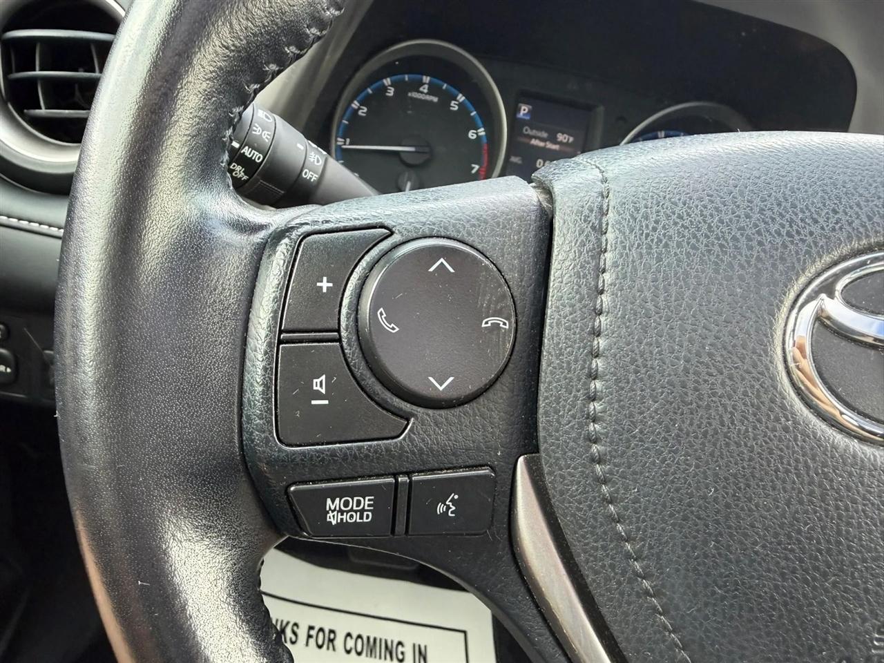 Toyota RAV4 XLE AWD 2017
