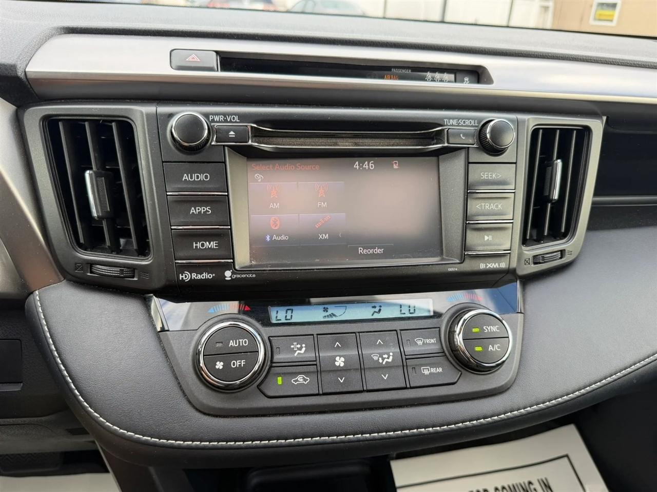 Toyota RAV4 XLE AWD 2017